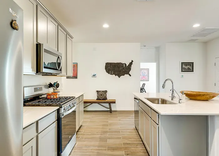 Golf & Explore! Dove Mountain Desert Getaway