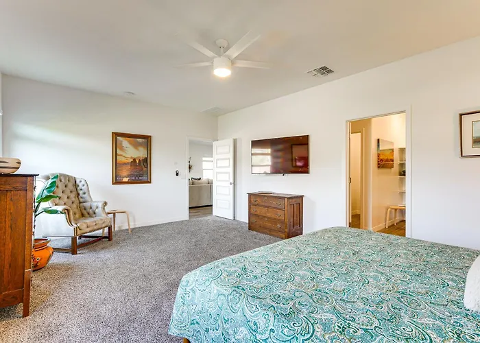 Holiday home Golf & Explore! Dove Mountain Desert Getaway *